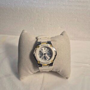 Casio G Shock Baby G Matte white nearly NWOT